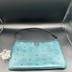 Preloved MCM Pouch Clutch Pouchette Shoulder Bag/clutch